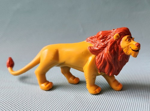 Leone adulto simba - re,